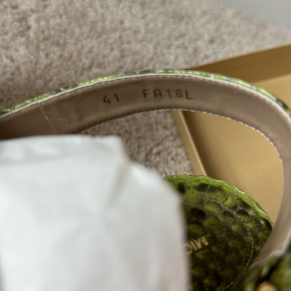 Michael Kors Collection Blair Genuine Python Snake Leather Size 41 - Picture 7 of 7